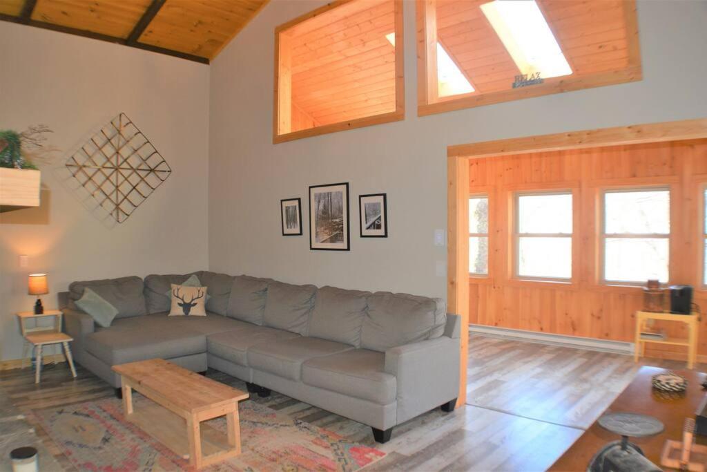 Cozy Cabin With Boosted Wi-Fi Beech Mountain Εξωτερικό φωτογραφία