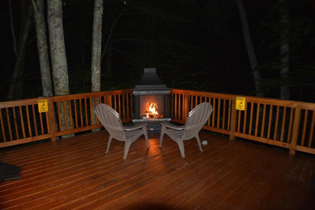 Cozy Cabin With Boosted Wi-Fi Beech Mountain Εξωτερικό φωτογραφία